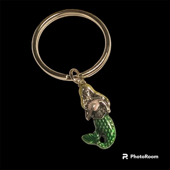 Mermaid Keychain Keyring Colorful Enamel Charm Metal Island Beach Nautical - Picture 3 of 10